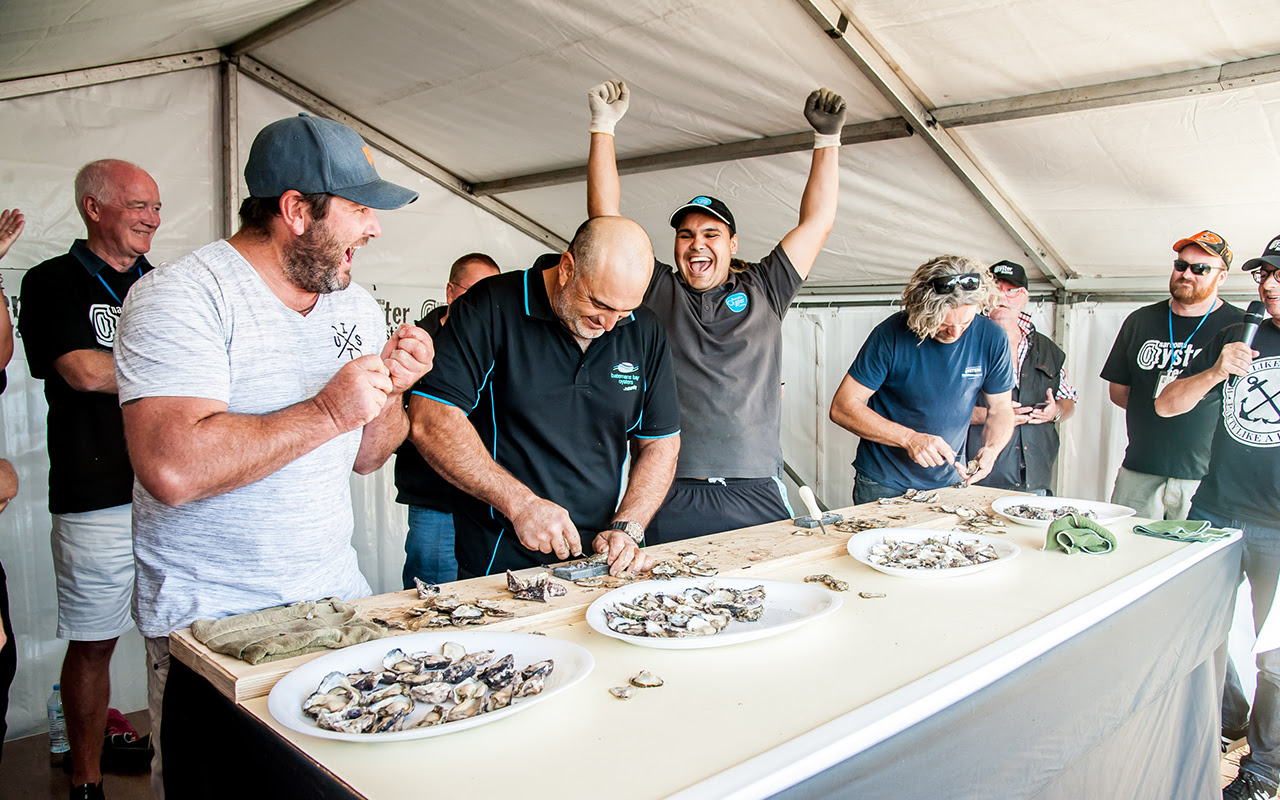 Narooma Oyster Festival - Shucking Competition