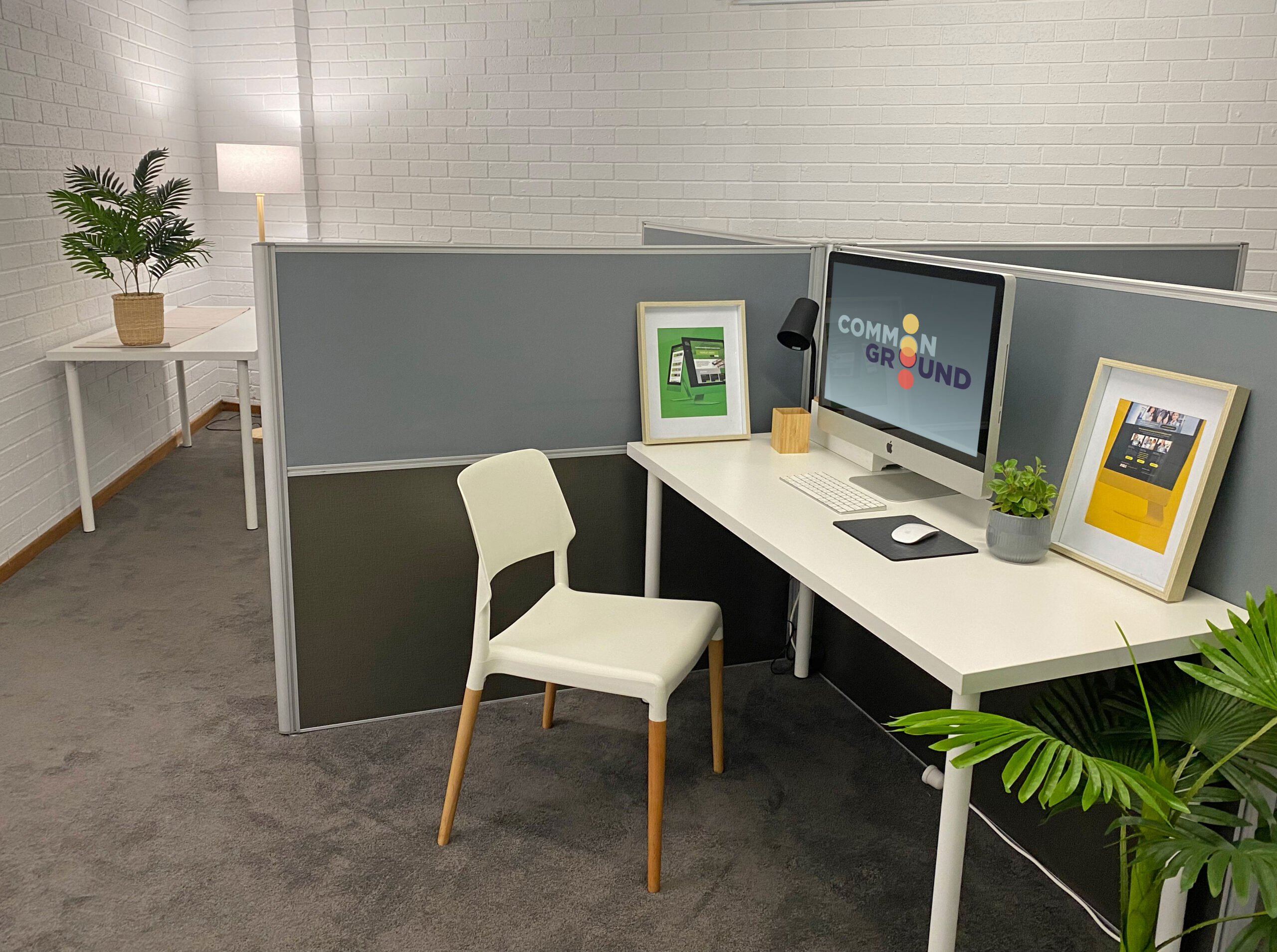 Hot desks in Narooma for rent